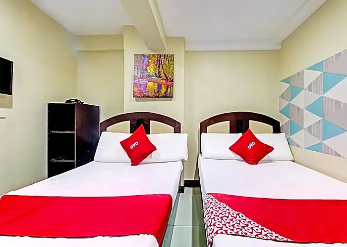 Hotel Oyo 894 Cosmo P Campa Manille